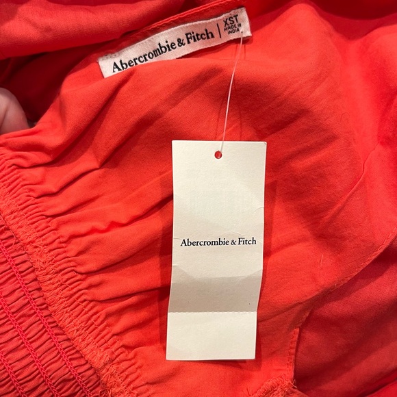 NWT Abercrombie Smocked Waist Tiered Midi Dress with pockets - Picture 5 of 10